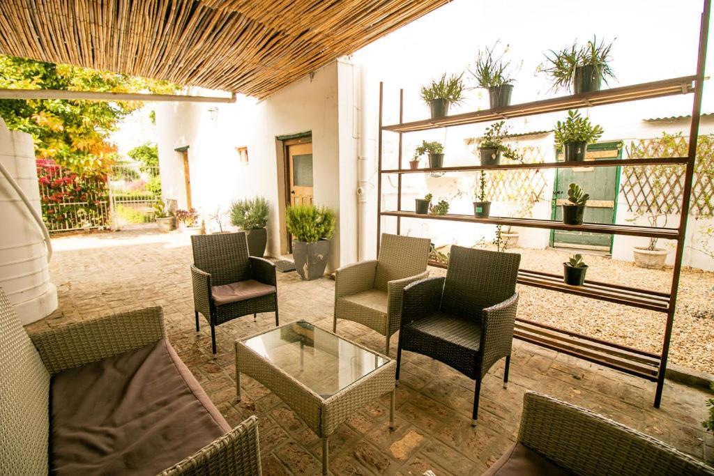 Morendat House กราฟฟ์-เรเน็ต ภายนอก รูปภาพ