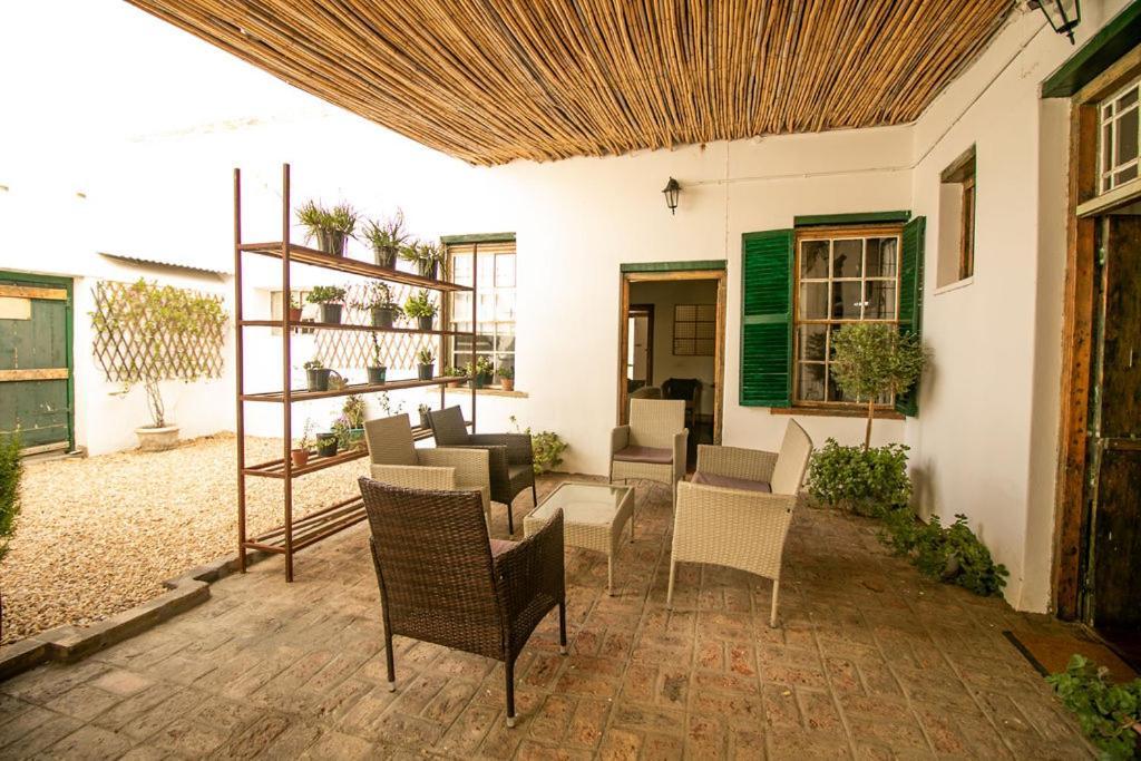 Morendat House กราฟฟ์-เรเน็ต ภายนอก รูปภาพ